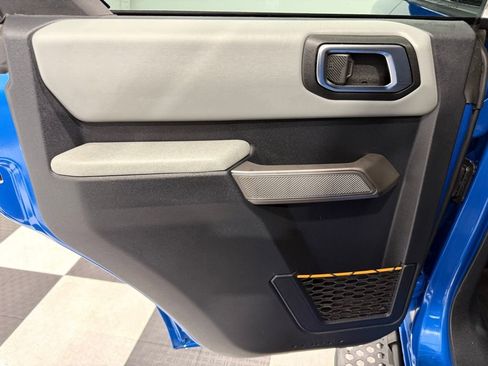 Used 2022 Ford Bronco Badlands image 18