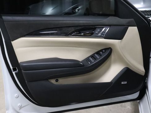 Used 2018 Cadillac CTS Luxury image 10