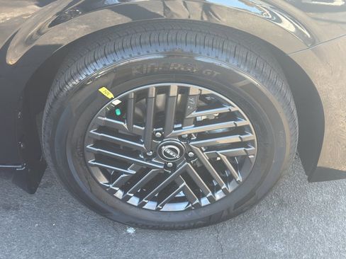 New 2026 Nissan Sentra SV w/ SV Convenience Package image 9