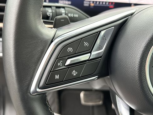 Certified 2025 Buick Envision Sport Touring image 17