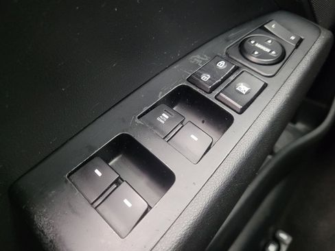 Used 2019 Hyundai Elantra SE w/ Cargo Package FWD image 27