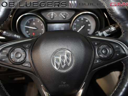 Used 2018 Buick Envision Essence image 27