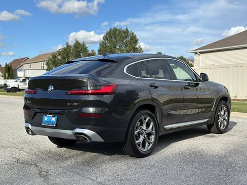 Certified 2023 BMW X4 xDrive30i w/ Premium Package image 9