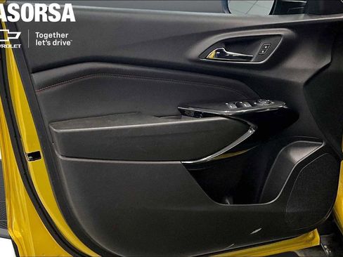 Certified 2024 Chevrolet Trax RS w/ Driver Confidence Package FWD image 23