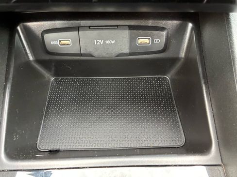 Used 2023 Hyundai Tucson SE image 32