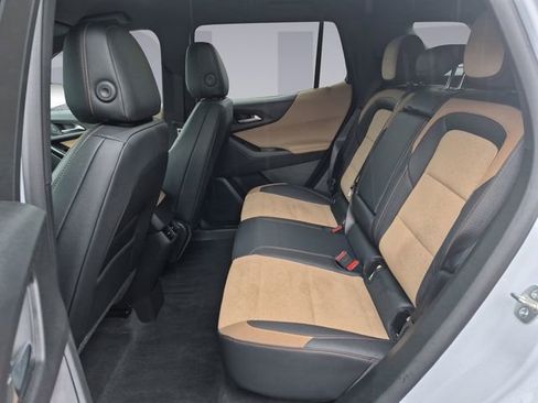 Used 2026 Chevrolet Equinox ACTIV w/ Safety and Technology Package AWD/4WD image 16