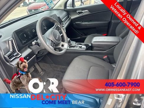 Used 2024 Kia Sportage LX FWD image 14