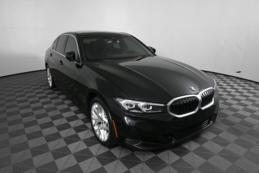Used 2025 BMW 330i Sedan w/ Convenience Package RWD image 18
