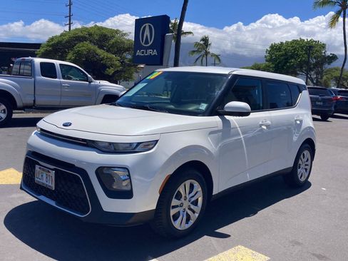 Used 2020 Kia Soul LX FWD image 1