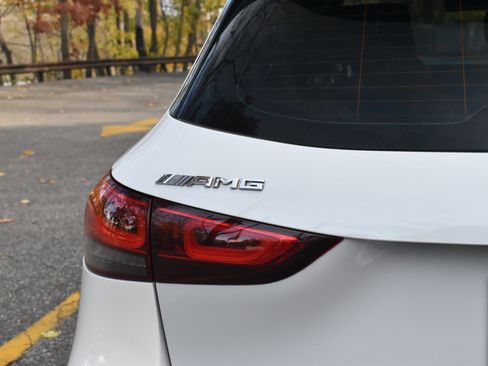 Used 2021 Mercedes-Benz GLA 35 AMG 4MATIC image 19