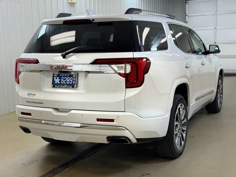 Used 2022 GMC Acadia Denali w/ Denali Ultimate Package FWD image 5
