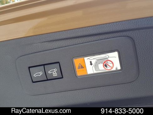 Used 2024 Toyota Land Cruiser image 21