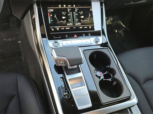 New 2026 Audi Q8 Premium Plus image 28