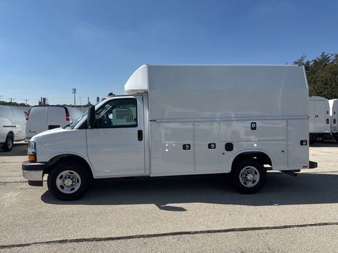 New 2025 Chevrolet Express 3500 w/ Power Convenience Package RWD image 3