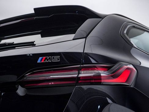 Used 2025 BMW M5 Touring w/ M Driver's Package image 13