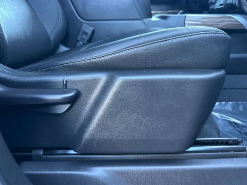 Used 2022 Chevrolet Silverado 1500 RST image 23