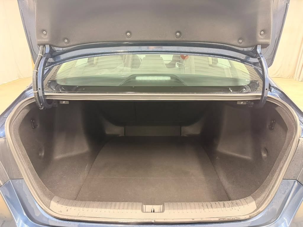 Certified 2025 Honda Accord SE image 14