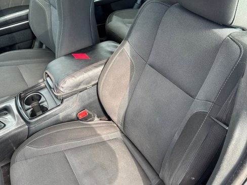 Used 2017 Dodge Charger R/T w/ Blacktop Package image 13