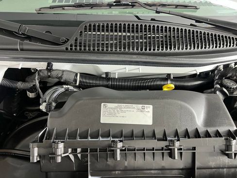 Used 2023 Chevrolet Express 3500 LS image 31