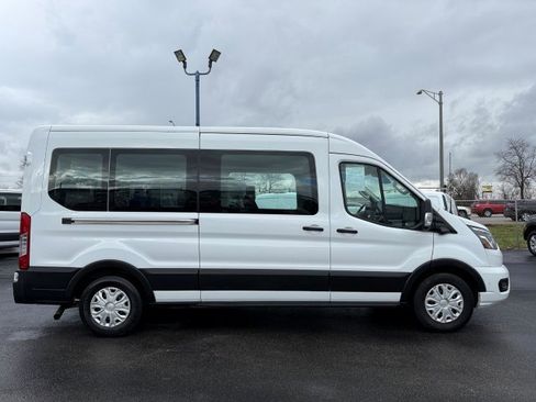 Used 2023 Ford Transit 350 XLT image 7