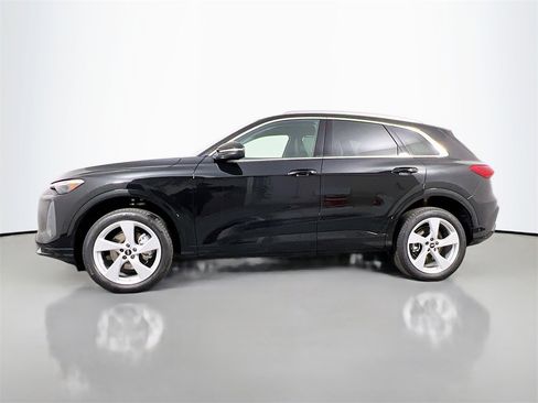 New 2025 Audi Q5 Premium Plus image 4