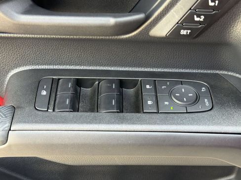 Used 2025 Toyota 4Runner TRD Pro AWD/4WD image 13