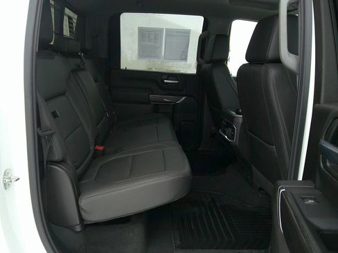 Used 2023 Chevrolet Silverado 3500 LTZ w/ LTZ Convenience Package image 12