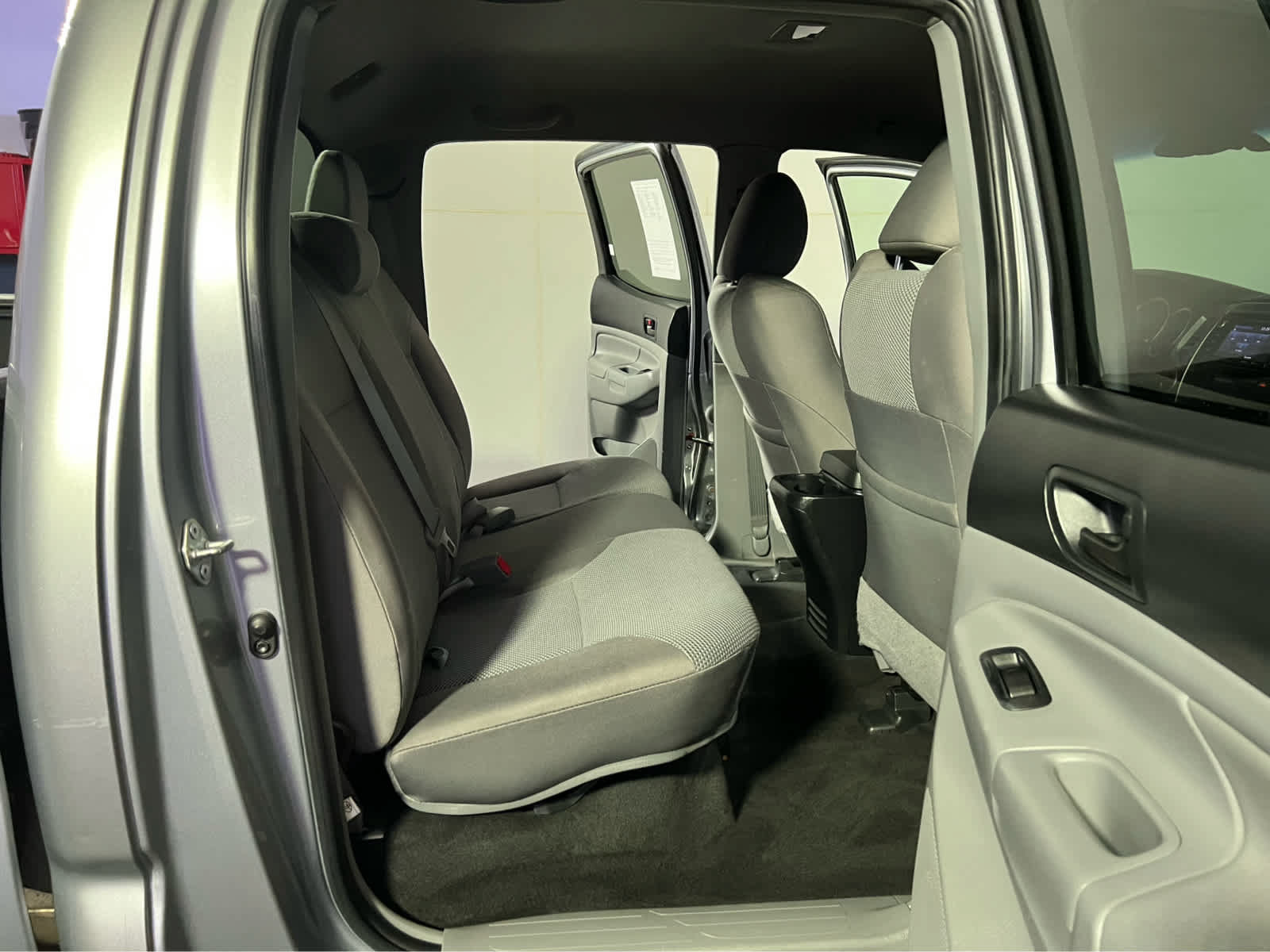 Used 2015 Toyota Tacoma 4x4 Double Cab w/ TRD Off-Road Package image 25