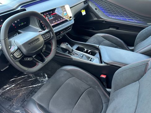 New 2024 Dodge Charger R/T Scat Pack w/ Plus Group image 9