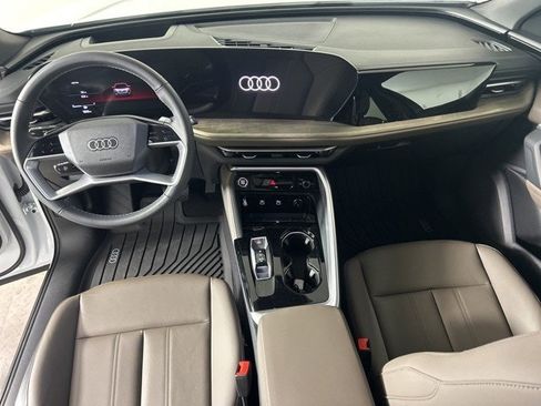 New 2025 Audi Q5 Premium Plus image 14