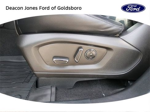 Used 2020 Ford Explorer ST w/ Premium Technology Package image 18