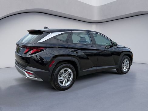 New 2026 Hyundai Tucson SE image 5