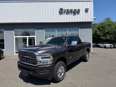 Used 2024 RAM 2500 Laramie w/ Safety Group AWD/4WD image 1