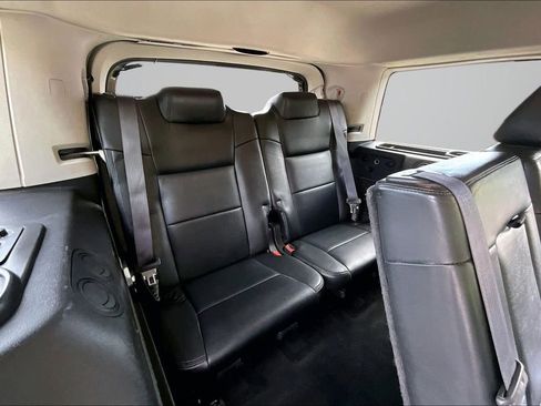 Used 2008 Jeep Commander Sport AWD/4WD image 21