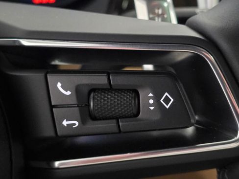 New 2026 Porsche Macan AWD/4WD image 44
