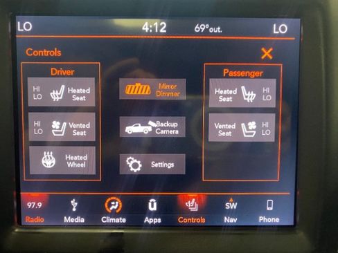 Used 2018 RAM 2500 Laramie w/ Convenience Group AWD/4WD image 24
