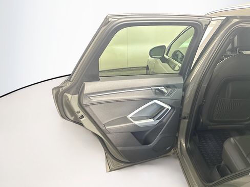 Used 2021 Audi Q3 2.0T Premium w/ Convenience Package image 28