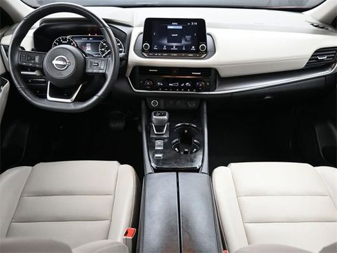 Used 2023 Nissan Rogue SV w/ SV Premium B Package image 9