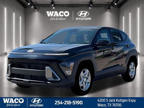 Used 2026 Hyundai Kona SE FWD image 3