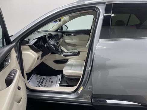 Used 2023 Buick Envision Preferred image 9