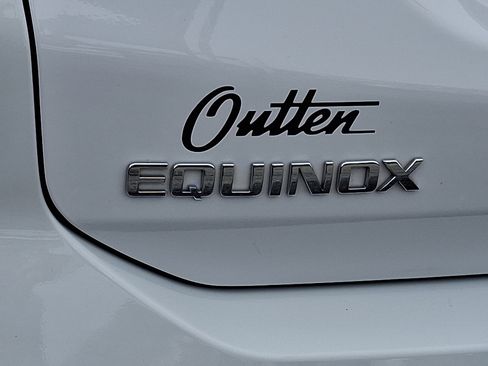 Used 2023 Chevrolet Equinox LS w/ LS Convenience Package image 30