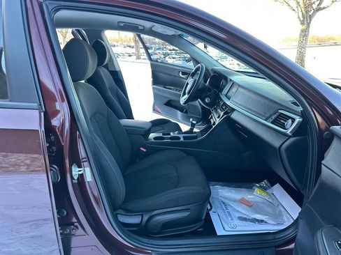 Used 2020 Kia Optima LX image 22