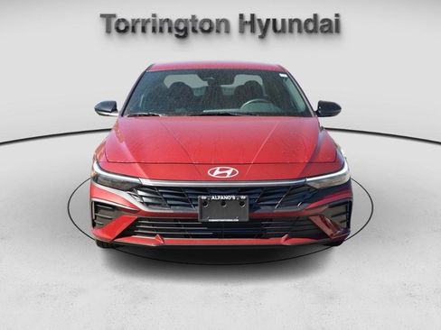 New 2025 Hyundai Elantra Sport image 2