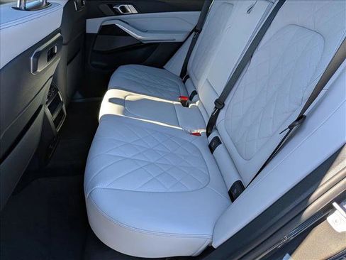 New 2026 BMW X5 xDrive40i w/ M Sport Package image 15