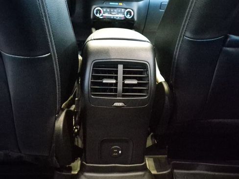 Used 2022 Ford Escape SEL w/ Technology Package AWD/4WD image 26