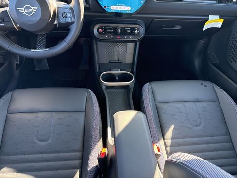 Certified 2025 MINI Cooper S image 12