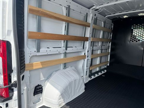 Used 2025 RAM ProMaster 2500 w/ U-Haul Equipment Group FWD image 12