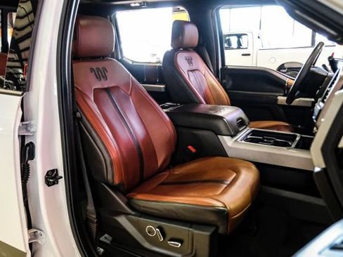 Used 2018 Ford F250 King Ranch w/ King Ranch Ultimate Package AWD/4WD image 34