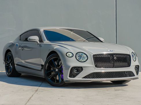 Used 2022 Bentley Continental GT AWD/4WD image 2
