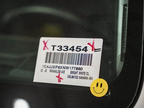 Used 2022 Jeep Wrangler Unlimited Sahara image 26